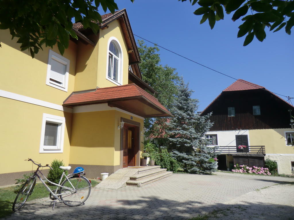 Appartement Landhaus Felsenkeller Sankt Kanzian am Klopeiner See Екстериор снимка