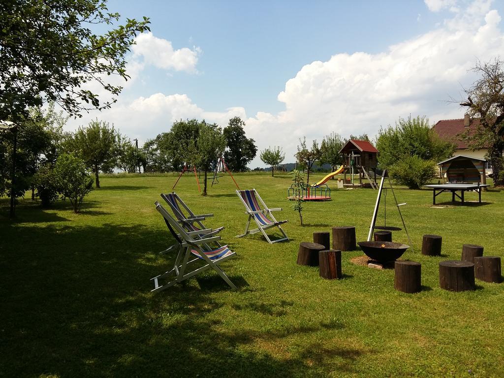 Appartement Landhaus Felsenkeller Sankt Kanzian am Klopeiner See Екстериор снимка